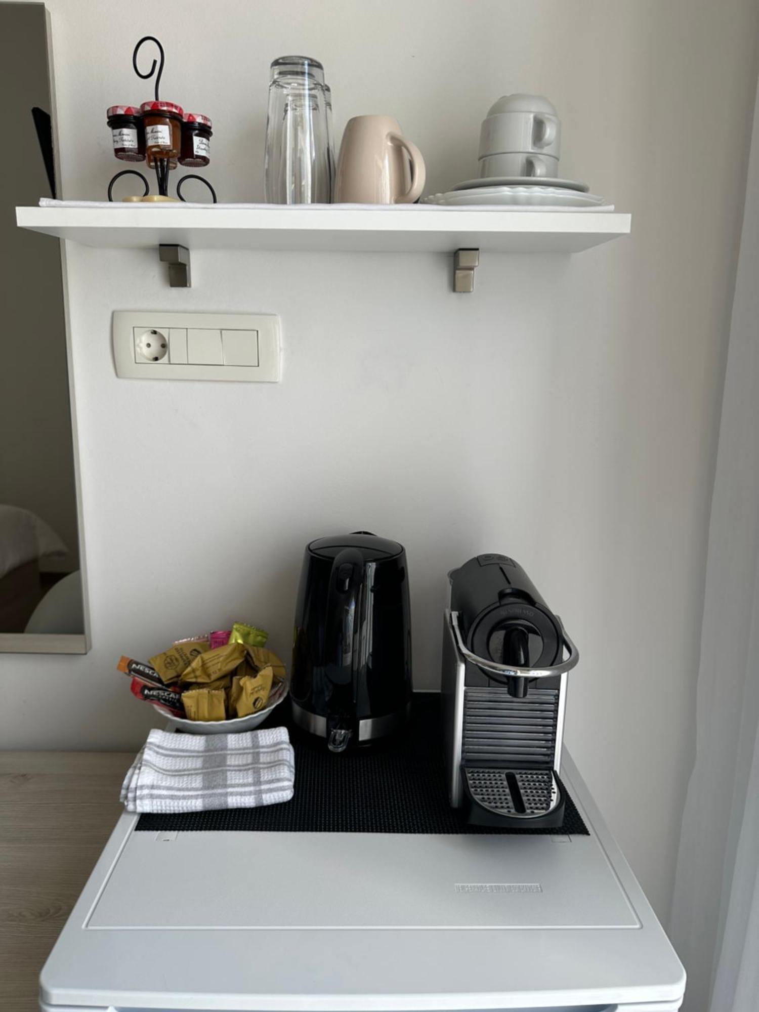 Palit Sea View Room Macolic מראה חיצוני תמונה